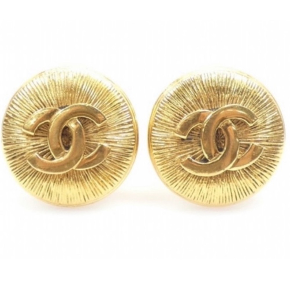 Chanel Vintage Clip-On Earrings